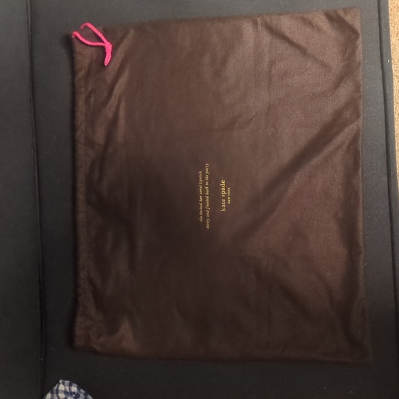 EUC Kate Spade Cobble Hill Taylor Tote, Black, With Dust Cover. - Picture 13 of 13